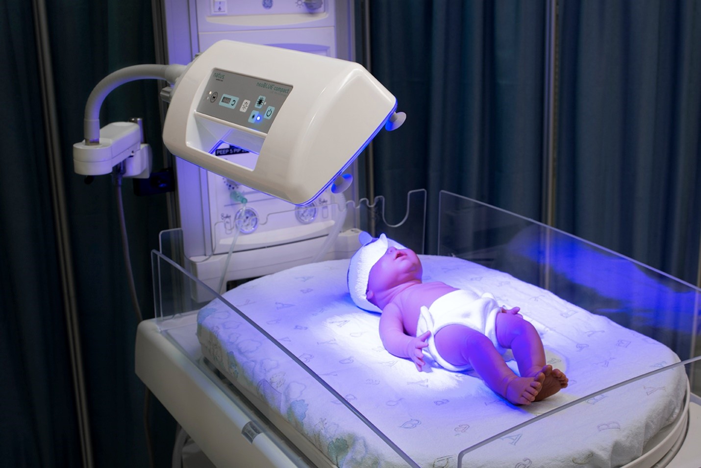 Система фототерапии для новорожденных NEOBLUE led (NEOBLUE led phototherapysystem)